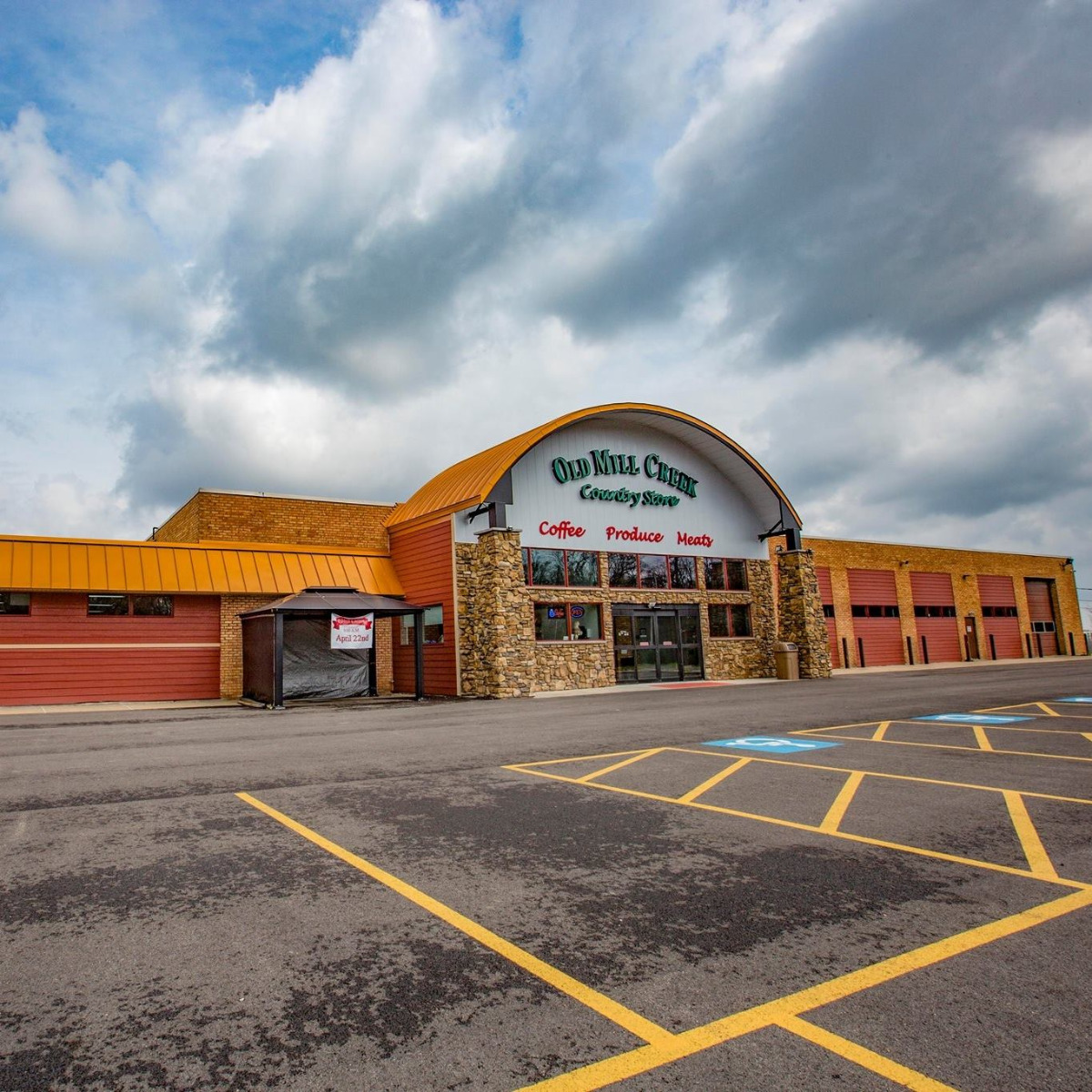 Old Mill Creek Country Store — Lake County, IL